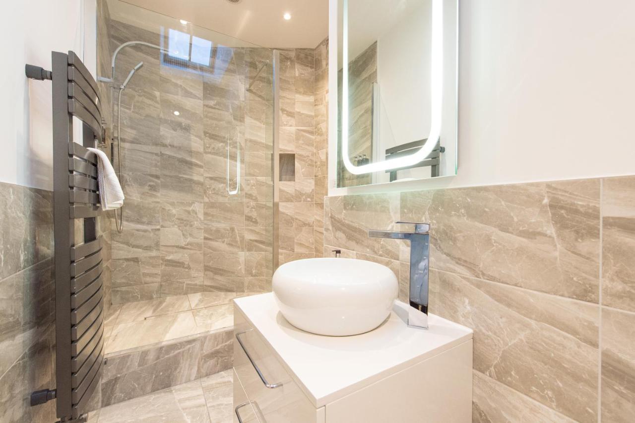 The Tower By Harrogate Serviced Apartments מראה חיצוני תמונה